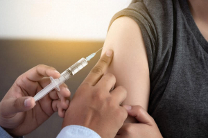 ワクチン接種後のマッサージ